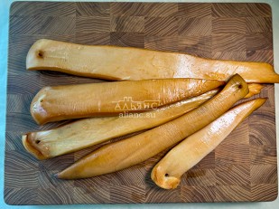 Кальмар щупальца (мелкие) холодного копчения: Кальмар палочки х/к