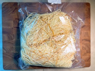 Арахис: Сырный продукт ФЕРМЕРСКИЙ паутинка копченый