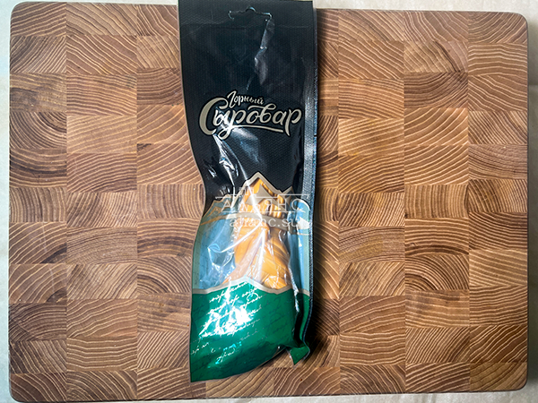 Сыр 100 гр ГОРНЫЙ СЫРОВАР (Косичка копчёная) в Калуге