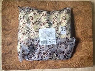 Сыр ГОРНЫЙ СЫРОВАР (Бочонок с паприкой): Сыр 1 кг ГОРНЫЙ СЫРОВАР (Косичка с укропом и чесноком)