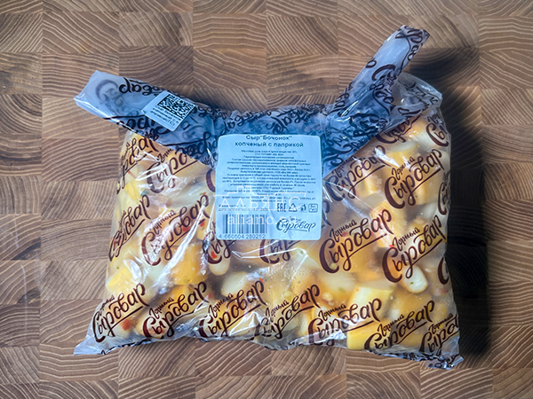 Сыр 1 кг ГОРНЫЙ СЫРОВАР (Бочонок копчёный с паприкой) в Калуге